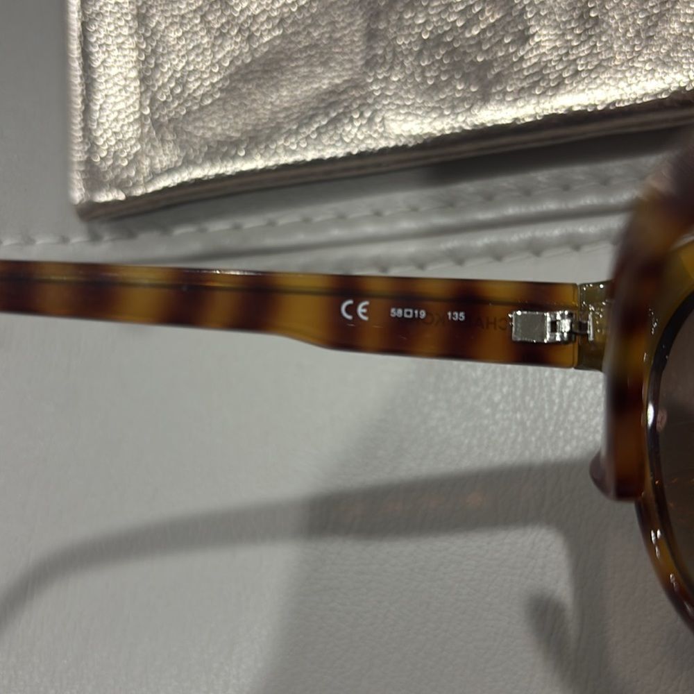 Michael Kors M2852S Savanah Sunglasses - Picture 4 of 5